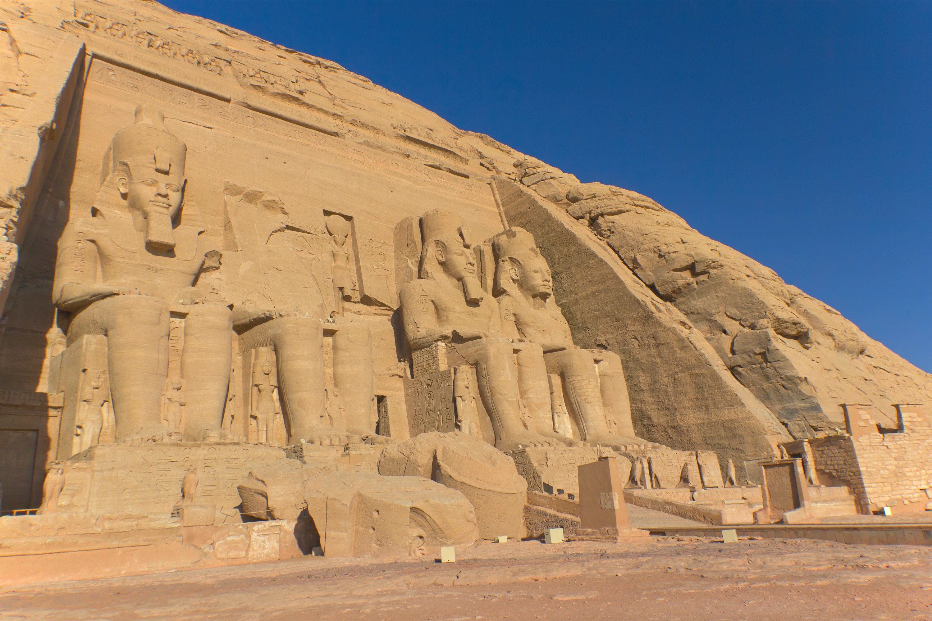 Abu Simbel — Destination Guide